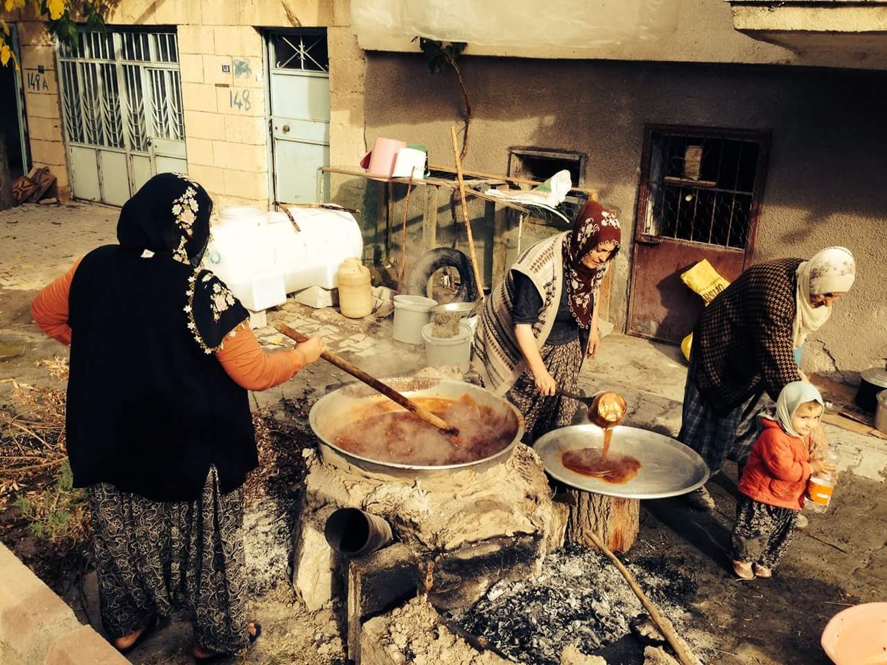 geçmişten bugüne taşınan bir hatıradır.